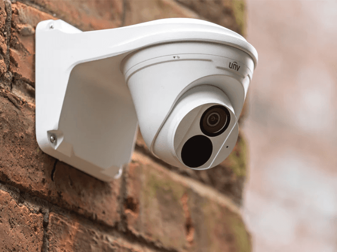 Caméra dôme de surveillance murale